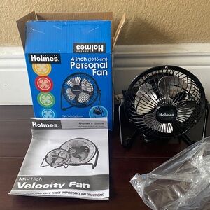 Holmes Black/Silver Metal Personal 4” Fan. High velocity motor & adjustable head